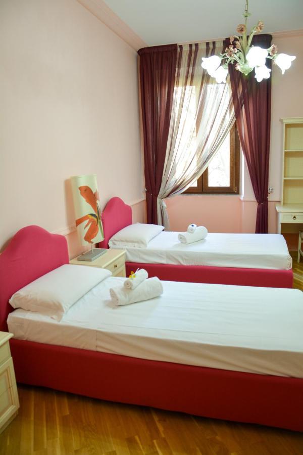 Sgr-Om Luxury House Vatican Apartment โรม ภายนอก รูปภาพ