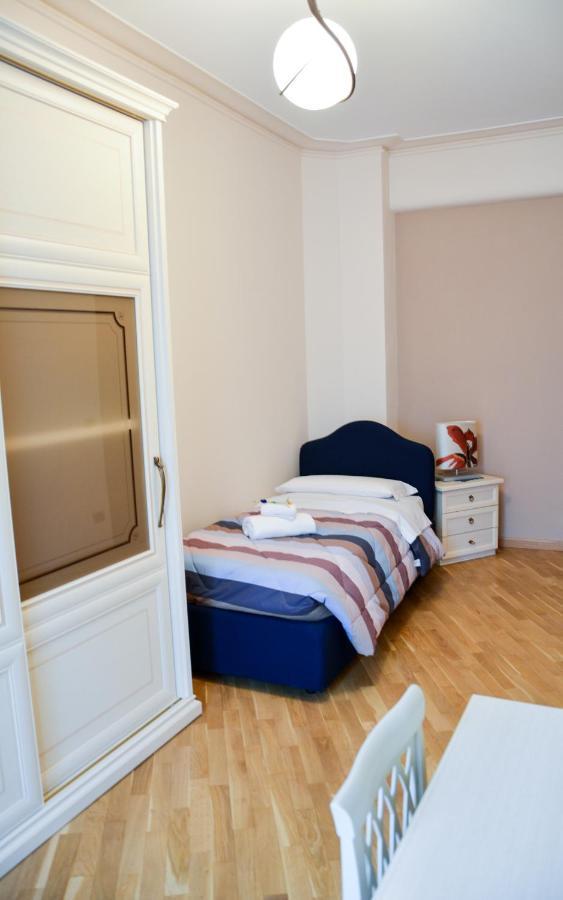 Sgr-Om Luxury House Vatican Apartment โรม ภายนอก รูปภาพ