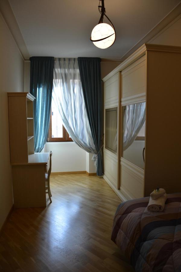 Sgr-Om Luxury House Vatican Apartment โรม ภายนอก รูปภาพ